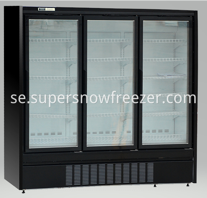 Cabinet freezer